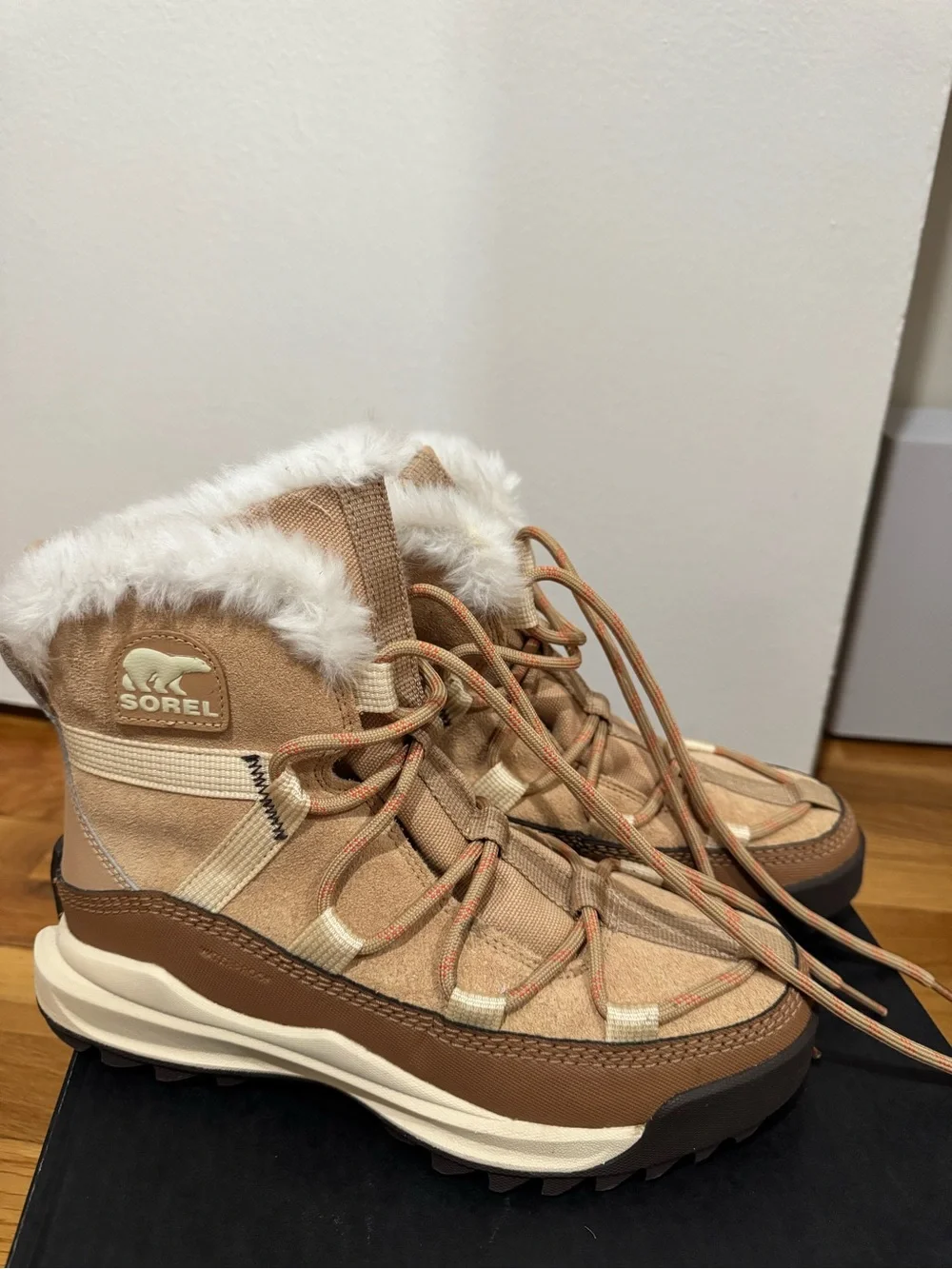 Sorel Winter Lace-Up Faux Fur Collar Boots in Tan and Brown